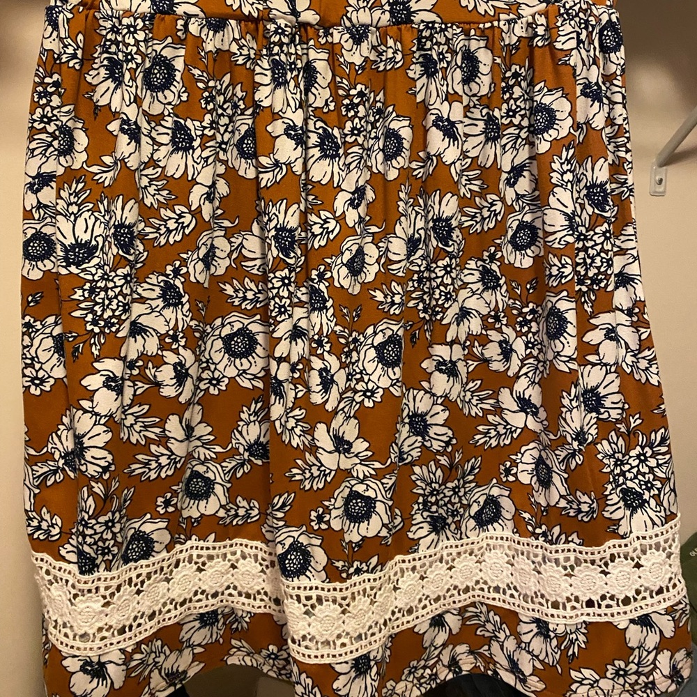 EUC adorable floral skirt